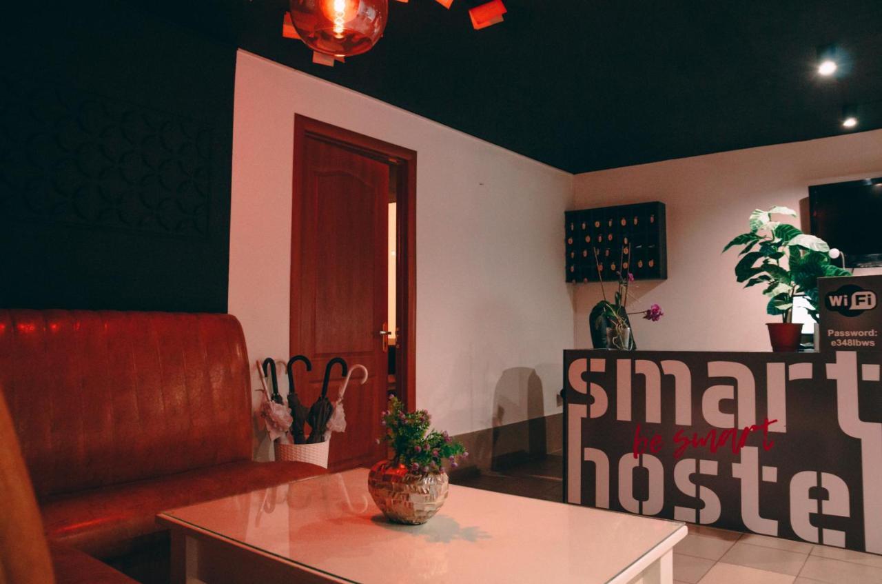 Smart Hostel Odessa Esterno foto